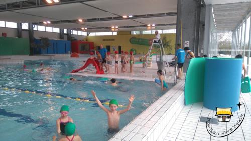 Activité piscine pour les GS/CP et CE1/CE2